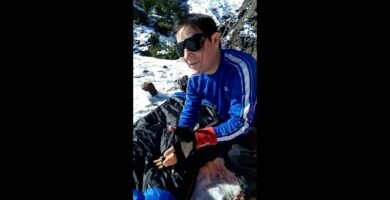 ¿Qué hacer después de mantener el aislamiento térmico del saco de dormir para guardarlo bien?