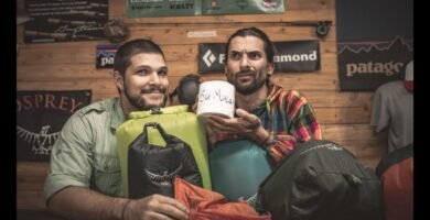 Ventajas de los sacos que incluyen materiales exteriores resistentes al agua para sacos para aventuras extremas